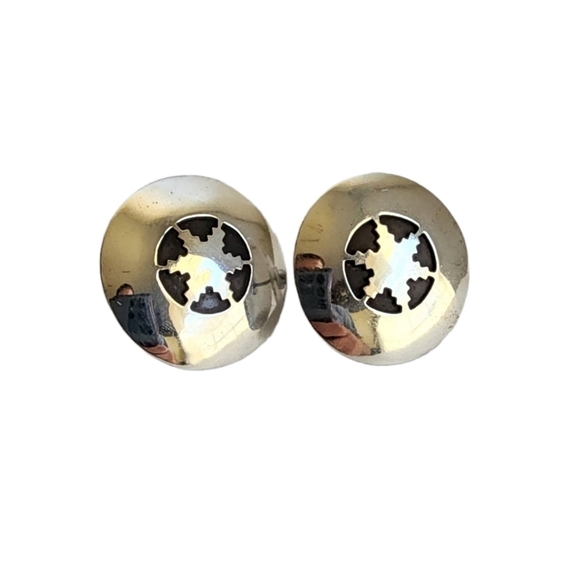 Vintage Native American Earrings Sterling Silver Round Star Western Signed B - Picture 1 of 6
